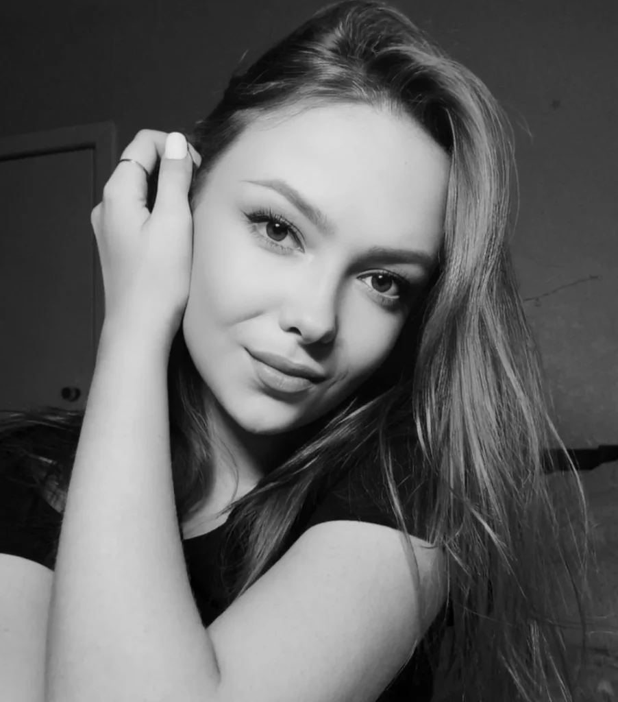 Исходное фото для черно-белого портрета девушки